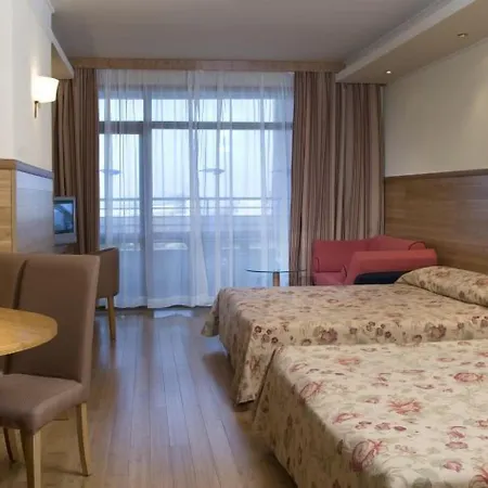 Hotel Flamingo Grand & 5*