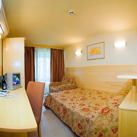 Hotell Flamingo Grand & Albena