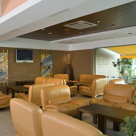 Flamingo Grand & Hotell 5*