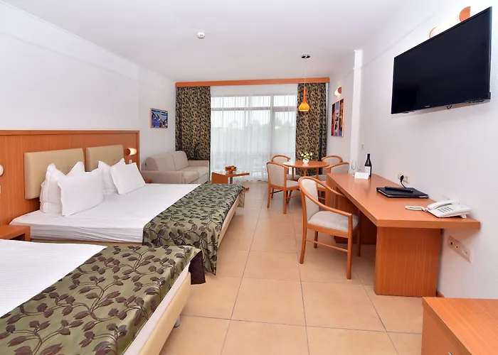 Flamingo Grand & Albena