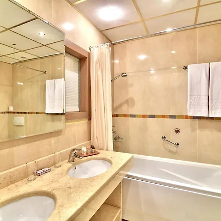 Hotel Flamingo Grand &
