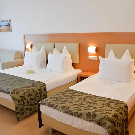 Flamingo Grand &
