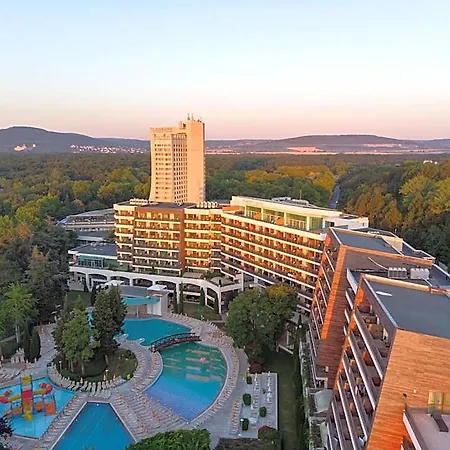 Flamingo Grand & 5* Albena