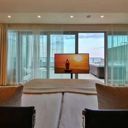Flamingo Grand & 5*
