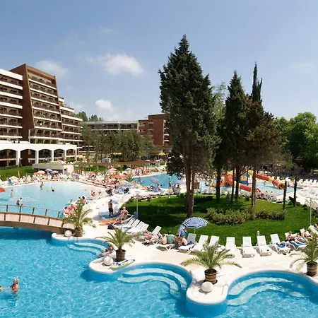 Ξενοδοχείο Flamingo Grand & 5*