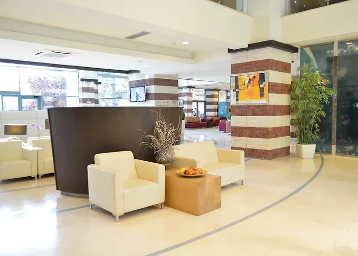 Flamingo Grand & 5* Albena